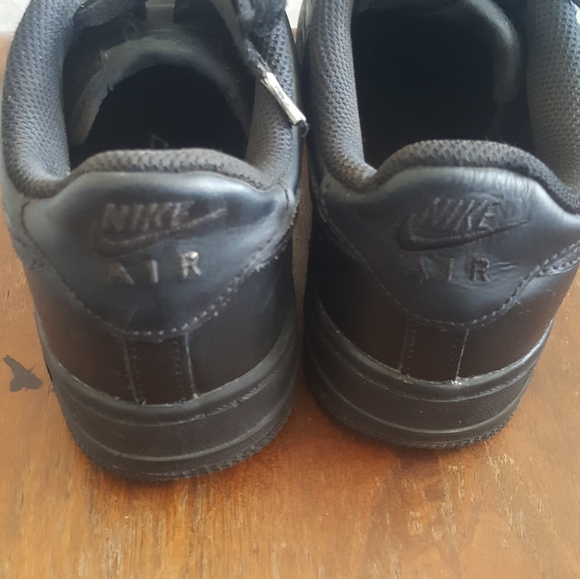 Nike Air Force One - Picture 3 of 3